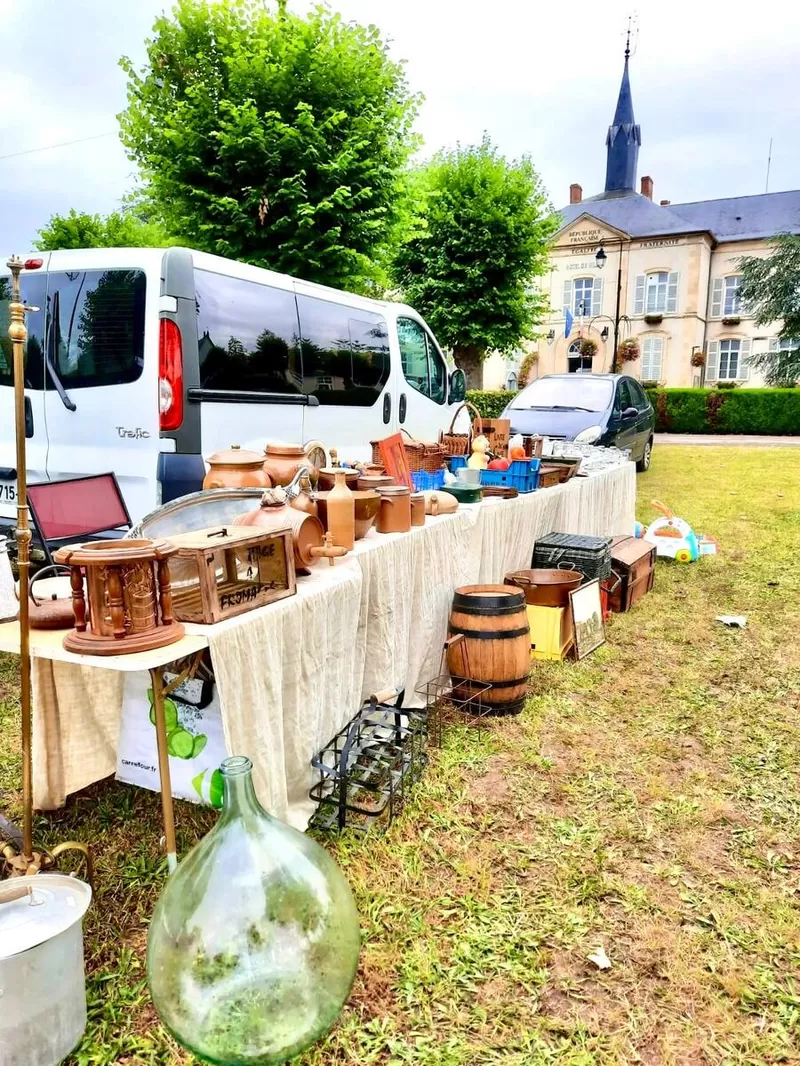 affiche Brocante du champ de Foire à Dun-sur-Auron